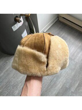 Tan / Beige / Cream Vintage 80’s / 90’s Suede / Fur Hunter / Trapper Hat